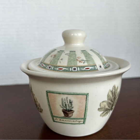 Portfolio by Pfaltzgraff Naturewood Sugar Bowl and Creamer - Picture 10 of 16